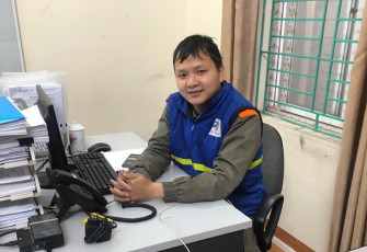 Hai cán bộ kỹ thuật FPT Telecom Bắc Giang xung phong ‘trực chiến’